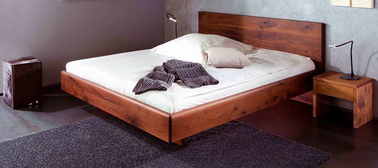 Betten aus Naturholz