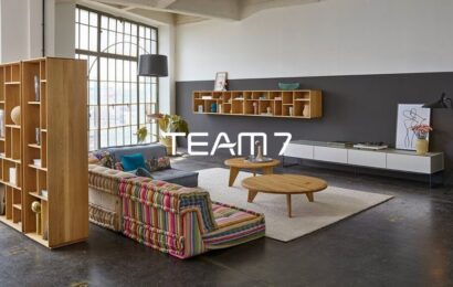 team7-wohnzimmer-naturholz-cubus-video